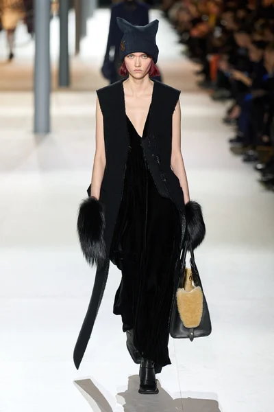 Look 51